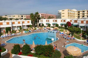 Отель Las Brisas  Ла Плайа Дэ Моган